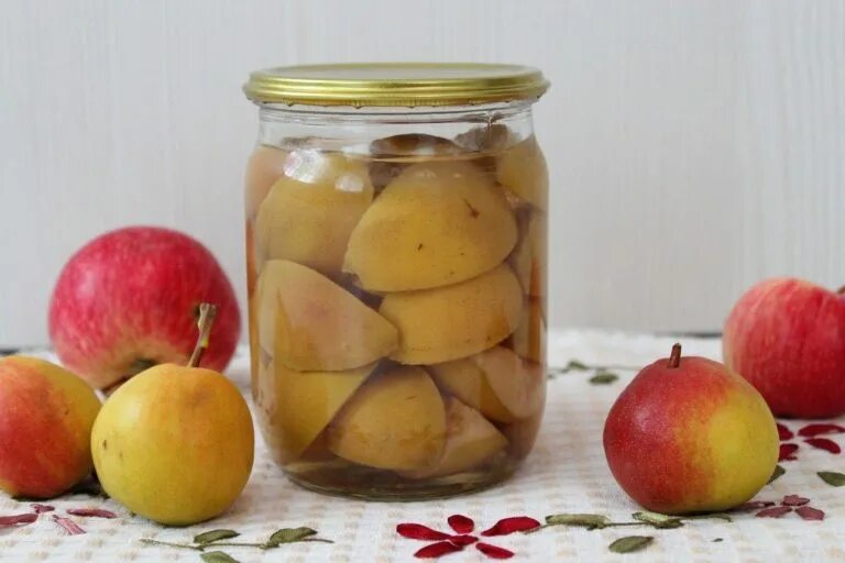 Консервированные груши. Груша консервировать. Консервирование груш. Заготовки из груш. Груша консервировать.