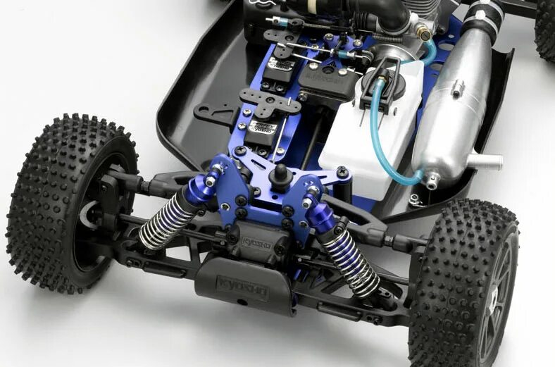 4wd l. Багги kyosho. Модель джипа военного. Багги kyosho двс. Шасси авто фото.