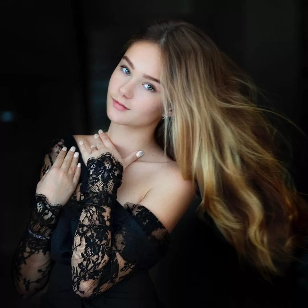 Алиса самую красивую девушку. Алиса кузенная. алиса хожева. модель alisa kuzennaya. алиса кобычева.