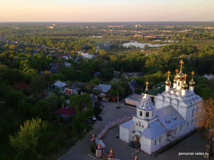 Ковид в брянске. Горно-Никольский храм Брянск. Церковь на Городище Брянск. Покровская гора Брянск. Покровская гора Брянск вид.