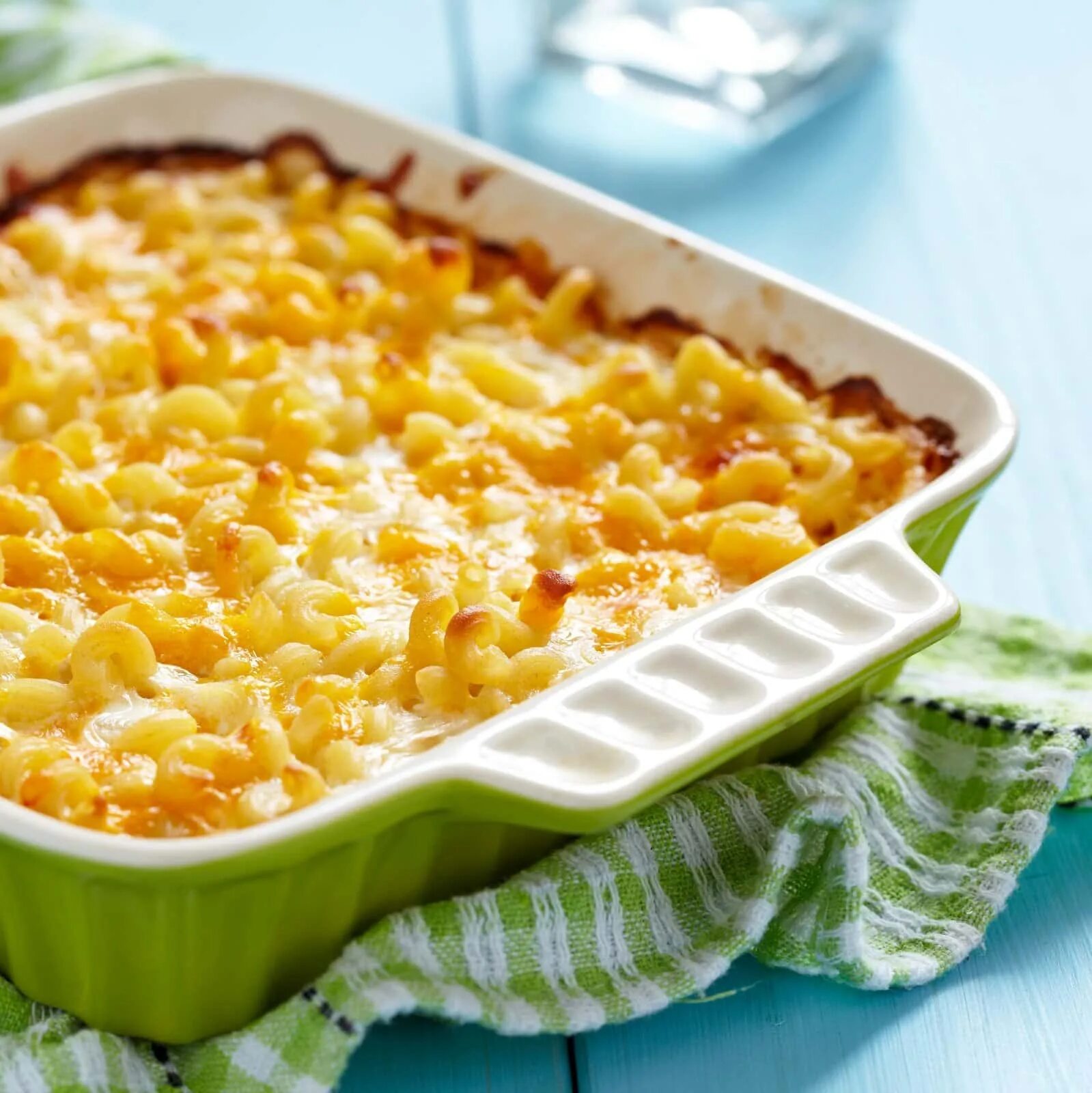 Макароны в духовке с яйцом и молоком