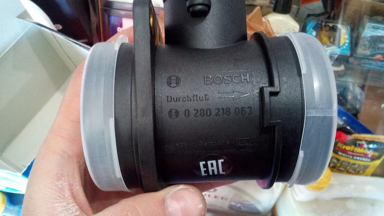 Bosch 0 280 218 211. ДМРВ (0 280 218 063. Bosch 0 280 218 111. Датчик ДМРВ на Тигуан 2.0 TSI.