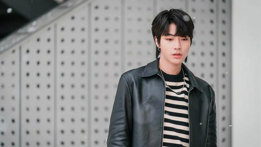 Hwang in yeop. Хван ин ëп 2020. Хван ин еп главные роли дорамы. Дорама истинная красота су джун. Хван ин ëп 2021.