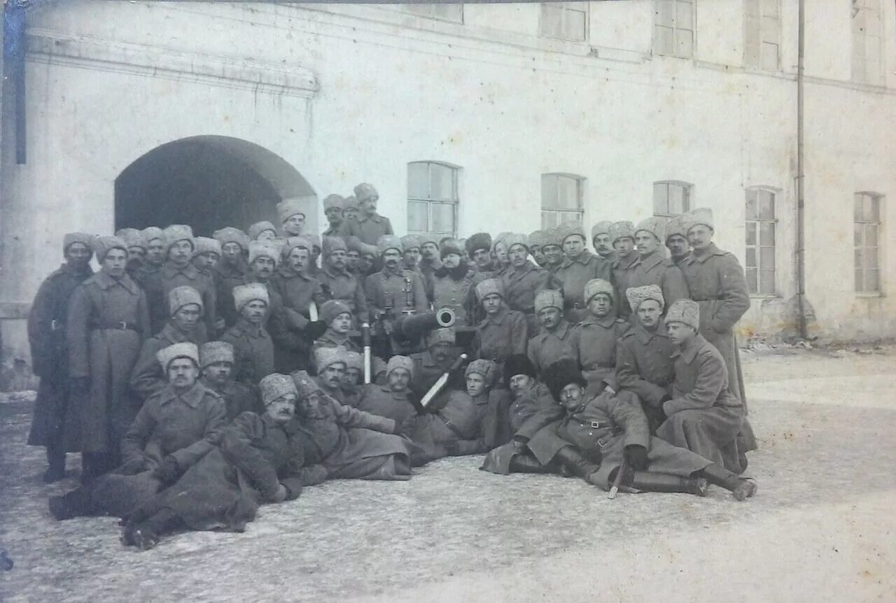 Где школы прапорщиков. Прапорщик учеба. Где школы прапорщиков. Барыбинская школа прапорщиков. 332 школа прапорщиков.