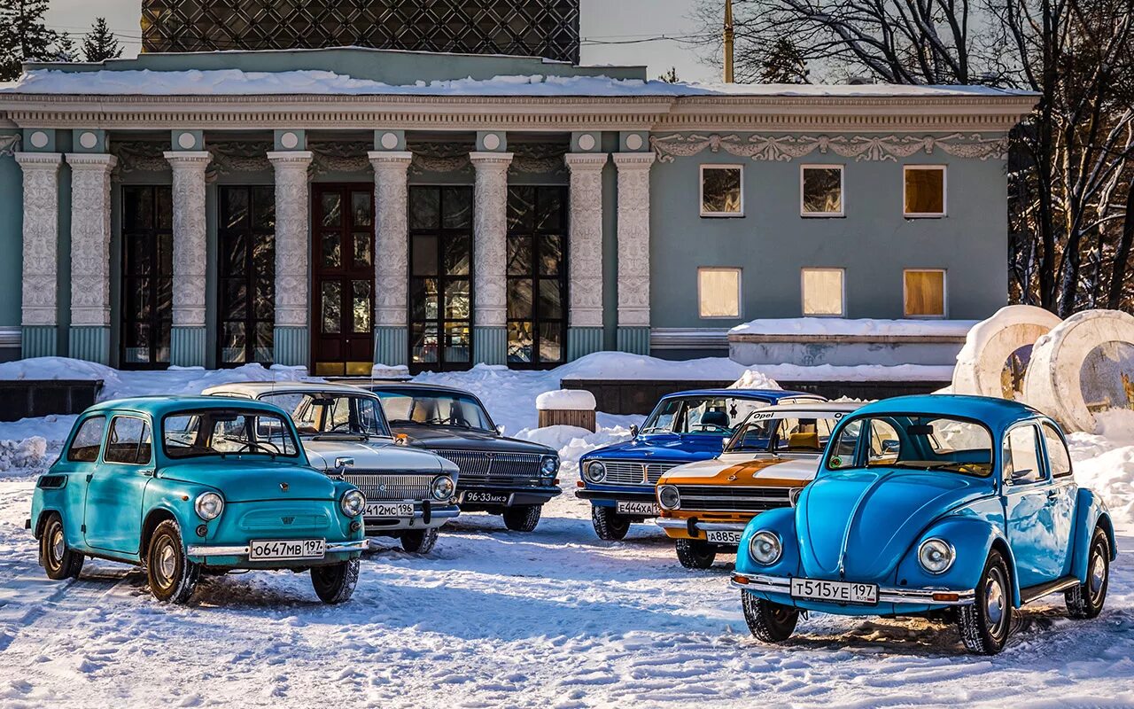 Самые советские машины. Машины СССР. Советский автопром. Ретро авто СССР. Старые отечественные автомобили.