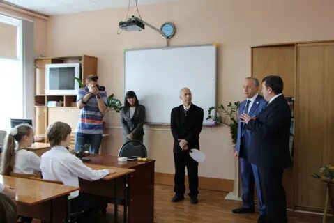 Лицей 48 директор