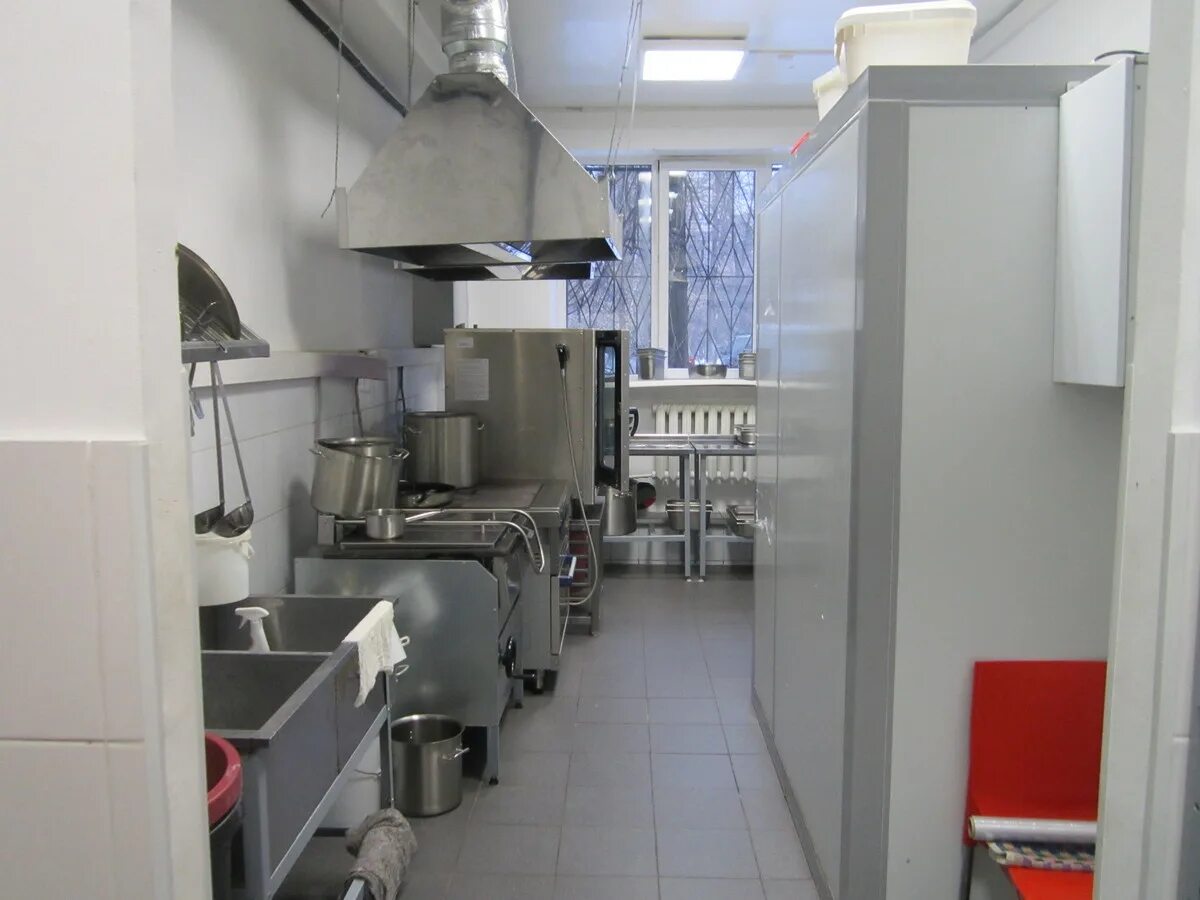 аренда помещения под кафе. название для столовой общепита. коммерческая недвижимость общепит. рестораны жулебино. интерьеры общественных столовых.