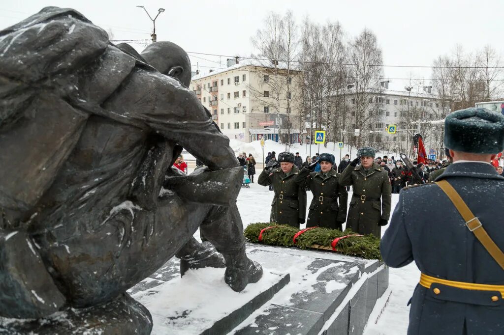 Памяти воинов погибших в локальных конфликтах. В Магадане почтили память воинов-интернационалистов. В Курганской области почтили память воинов-интернационалистов. День памяти воинов-интернационалистов Сыктывкар. В столице Коми почтили память воинов-интернационалистов.