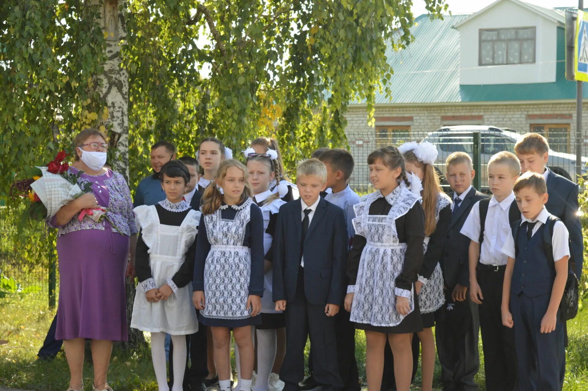 С. Школа 12 первоклассников. Школа 12 первоклассников. Литва школа школьники. Город городец школа №12 первоклассники.