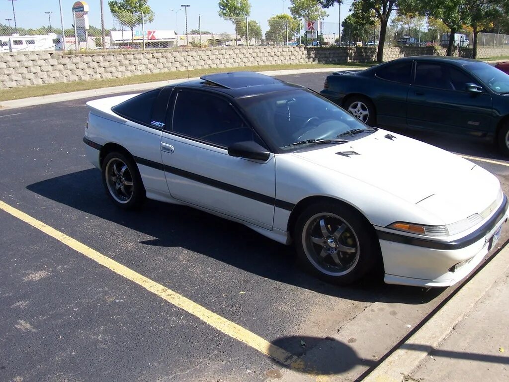 Митсубиси 1990. Mitsubishi Eclipse 1990. Mitsubishi Eclipse 1991. Mitsubishi Eclipse GSX 1990. Митсубиси Эклипс 1992.