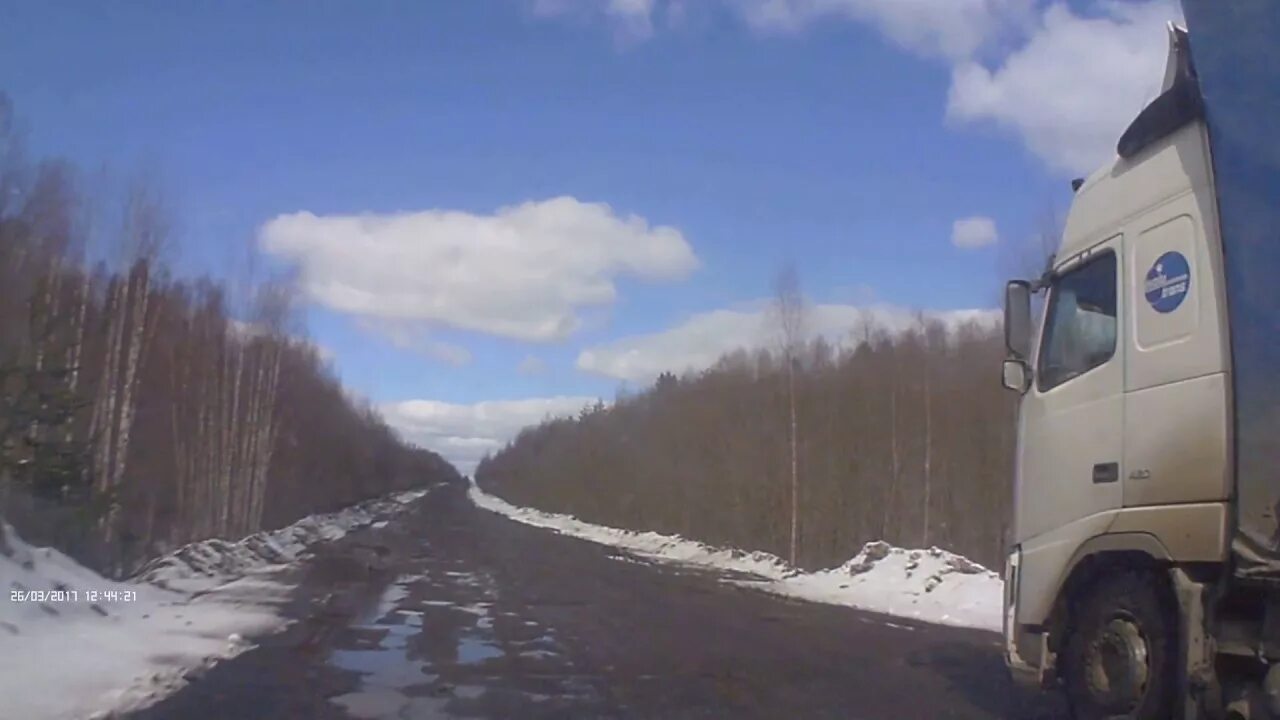 Уровень воды в ветлуге шарья на сегодня. Дорога Шарья Ветлуга. Дорога Шарья Ветлуга Урень. Состояние дороги Шарья Ветлуга 2022. Доророга от Ветлуги до Шарьи.