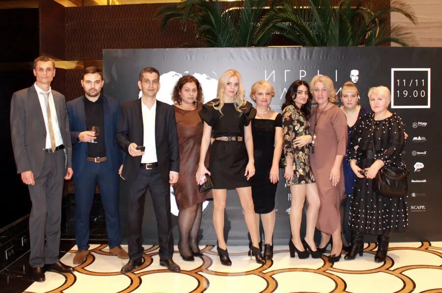 сочинские электрические сети. отзывы работников сочи. работник завода. молодежный совет сочи. недвекс сочи сотрудники.