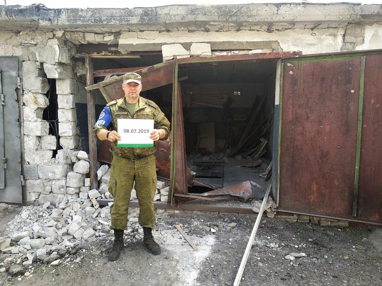 Последние события горловки. Украина донбасс горловская мадонна. Посёлок озеряновка. Днр горловка обстрел 2022. Последние события горловки.