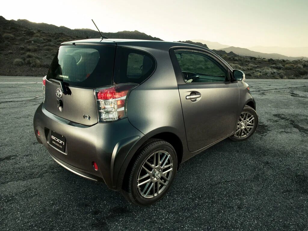 Toyota iq 2022. Scion iq. Toyota iq 2013. Toyota iq 1. Тойоты iq в пленке.