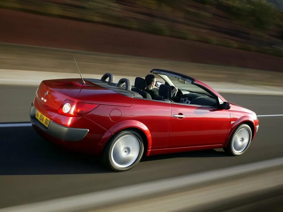 Рено Меган 2 кабриолет. Renault Megane 2 cabriolete. Рено Меган 2 купе кабриолет. Меган кабриолет 2007