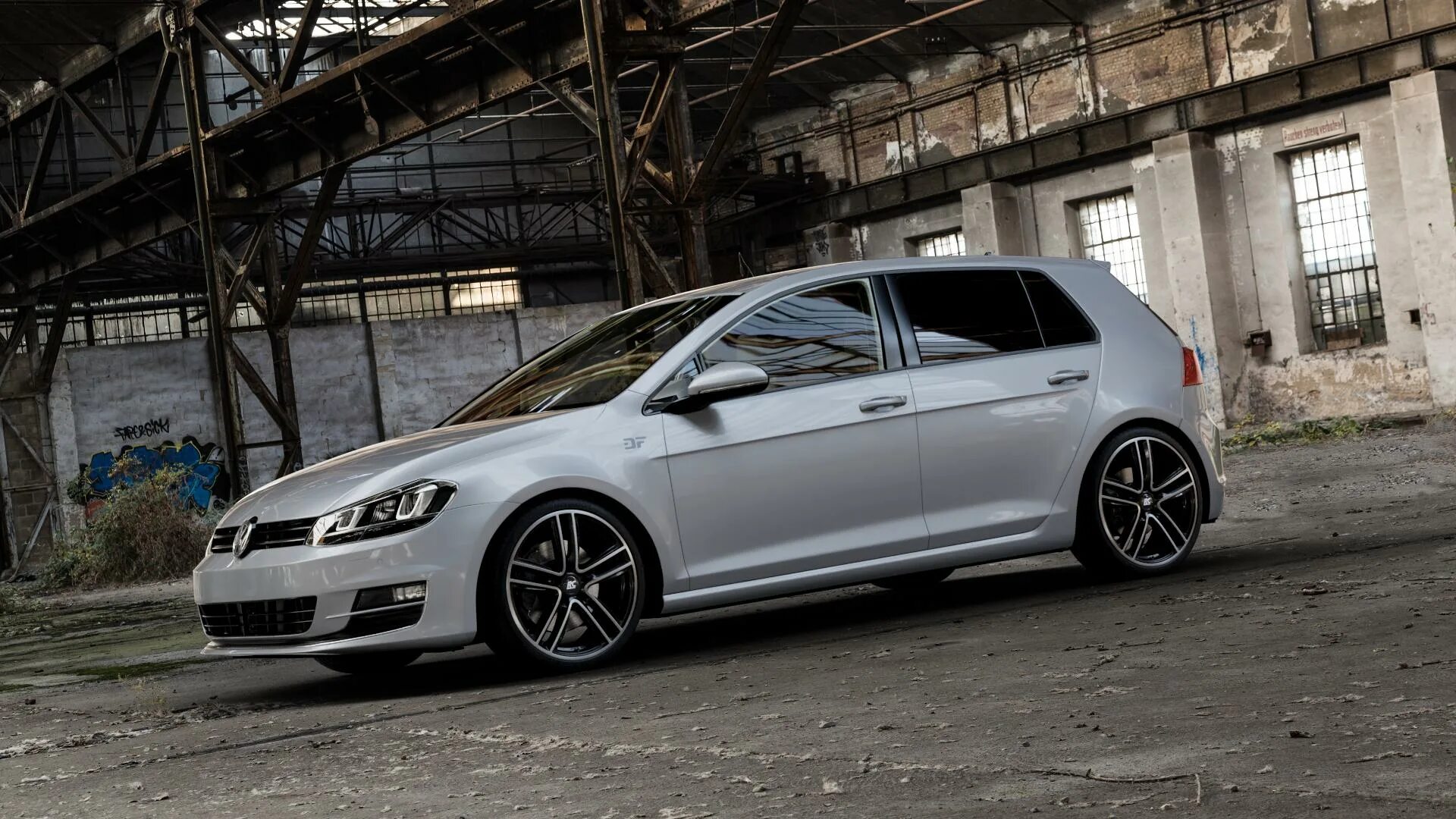 Диски на гольф 7 r17. Диски гольф gti r17. Колеса на фольксваген гольф. Колеса на фольксваген гольф. Vw golf 6 r17.