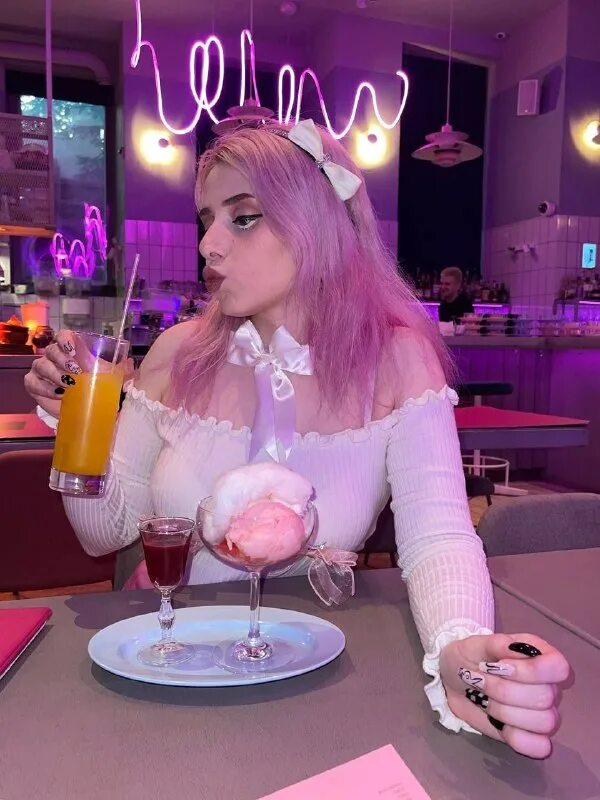 света соллар 2021. света солар ноги.