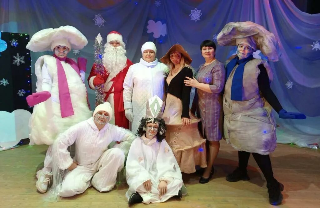 новогодняя премьера. владимир. спектакли на новый год для 9 класса. новогодняя премьера 2022. новогодние спектакль для детей ижевск 2022.