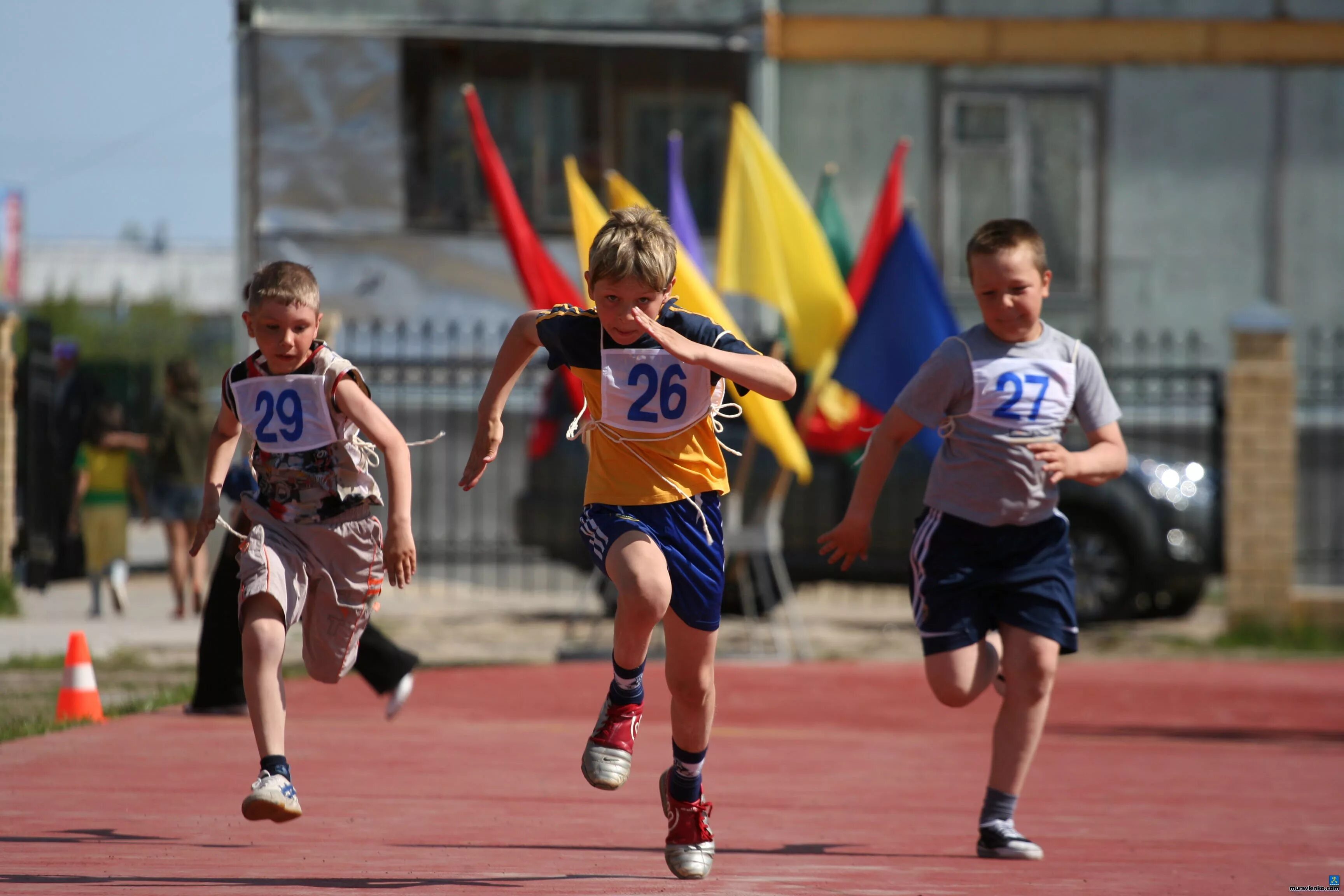 Спортивная год постройки. Спорт дети. Дети спортсмены. Спортивные соревнования школьников. Детские соревнования.