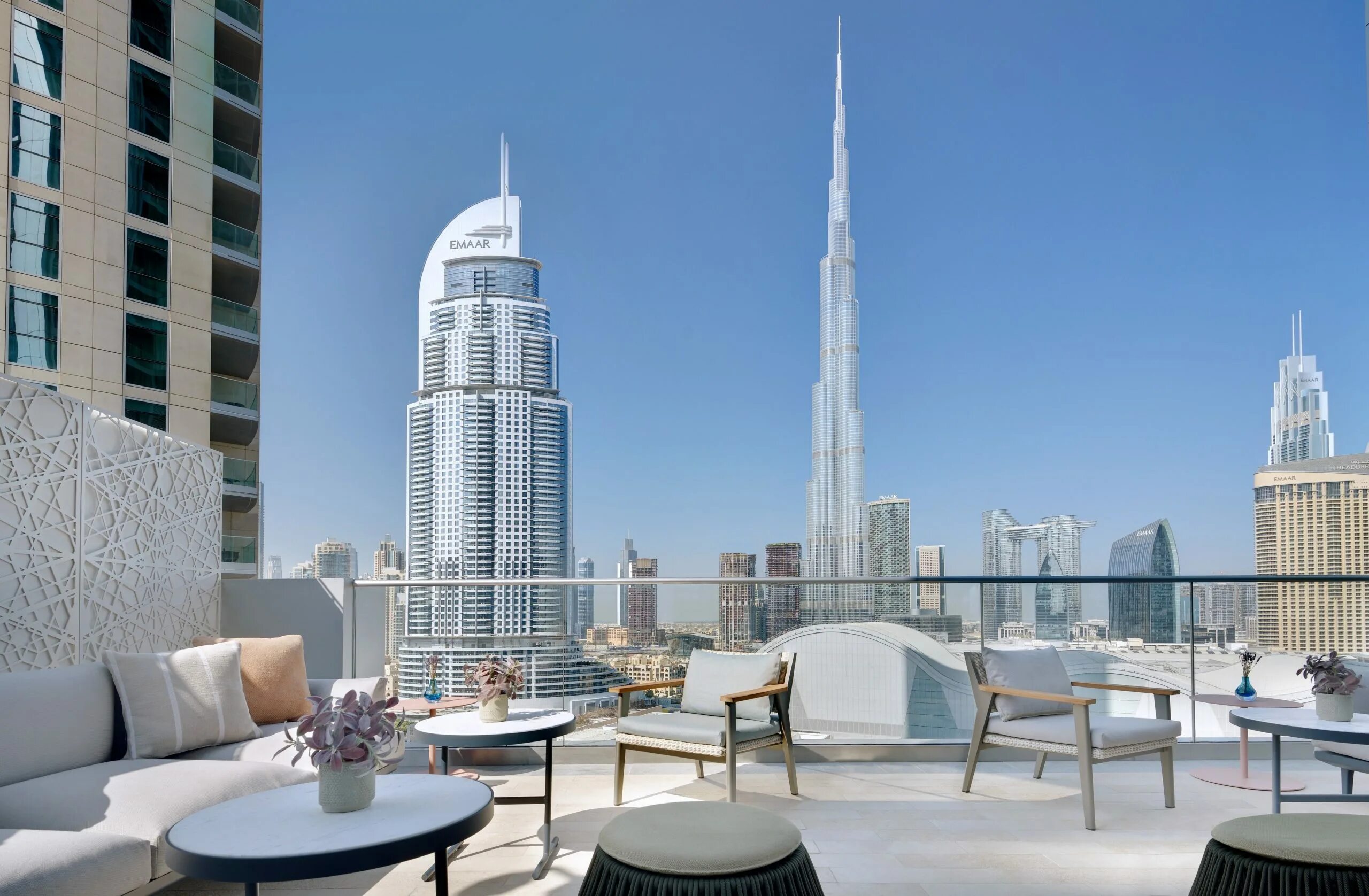 Ресторан с видом дубай. Address Fountain views Дубай. Address Fountain views Дубай 5. Даунтаун Дубай отель. Отель Бурдж Халифа Дубай.