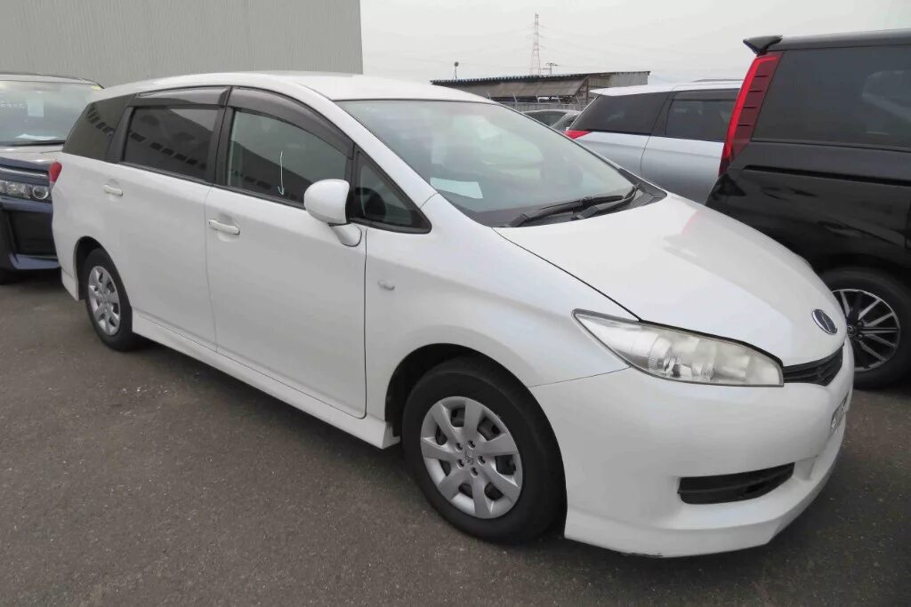 Купить виш новосибирск. Toyota Wish 2010. Тойота Виш 2010г. Тойота Виш 2010 s. Toyota Wish 20.