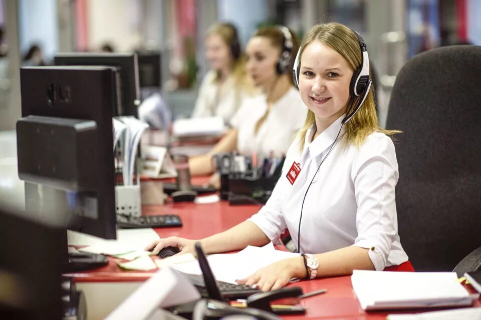 Кол центр поликлиники. Колл центр поликлиники. call центр медицинский. колл центр сбербанка. картинки операторов call-центра телефон.
