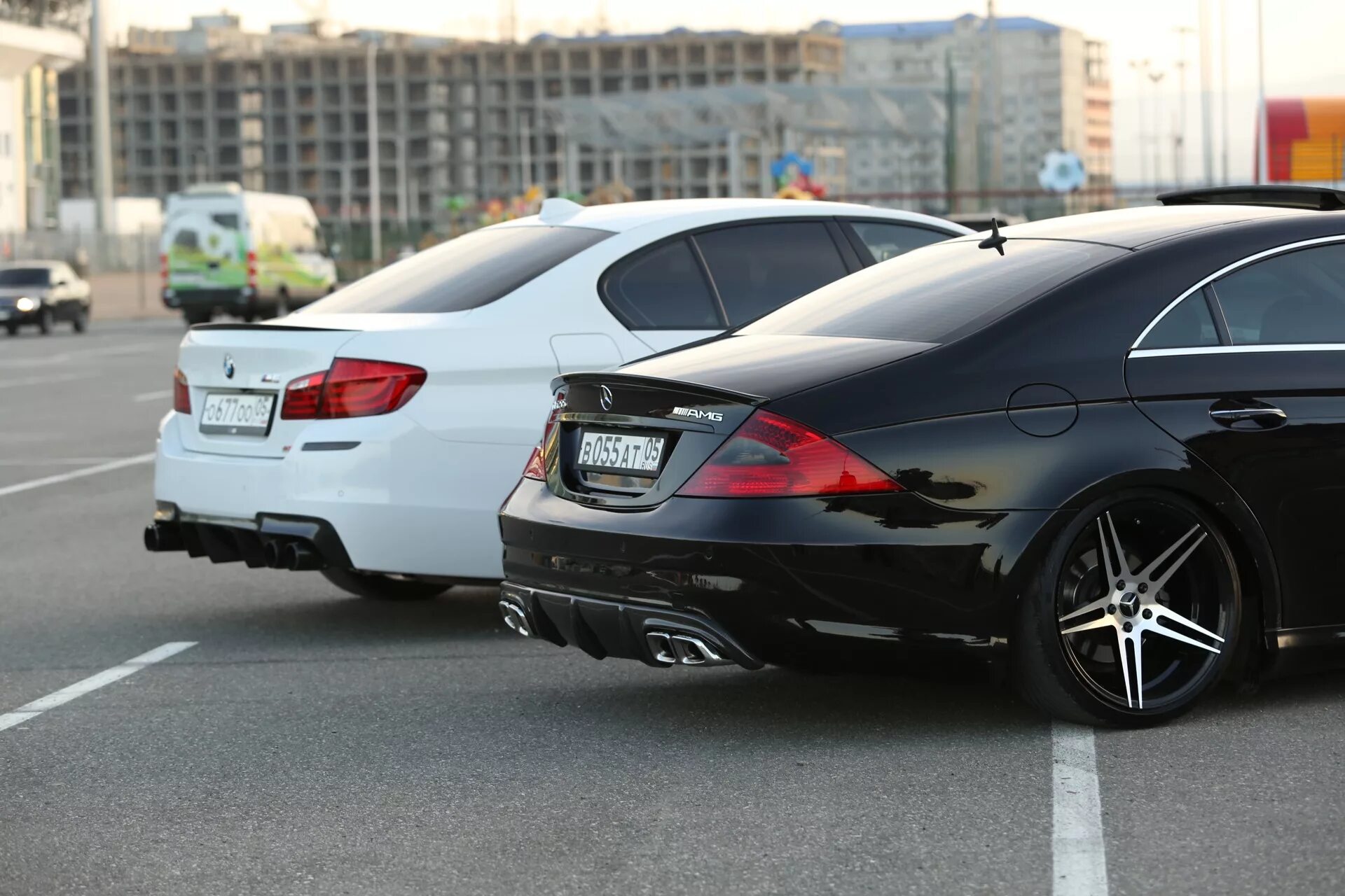 Венглби. Mercedes Benz CLS 63 AMG Дагестан. CLS 5.5 AMG. Мерседес CLS 05 регион. Mercedes CLS 63 AMG Дагестан.