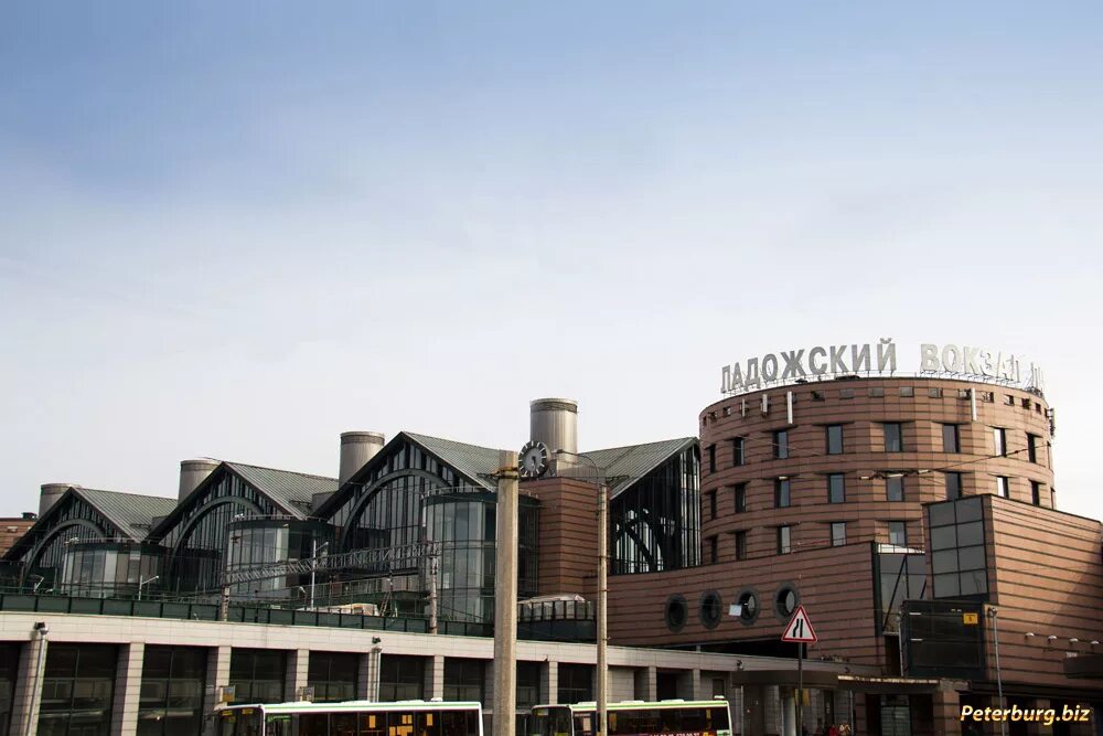 ладожская вокзал санкт-петербург 2023. ладожский вокзал санкт-петербург. ладожская санкт-петербург. санкт-петербург ж/д ладожский вокзал. жд вокзал питер ладожский.