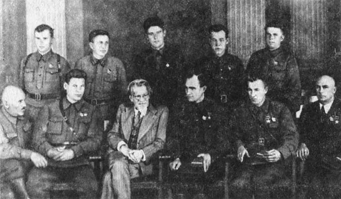 Ф г покровского. Ф г покровского. Ф г покровского. Сидор артемьевич ковпак. Марченко историк.