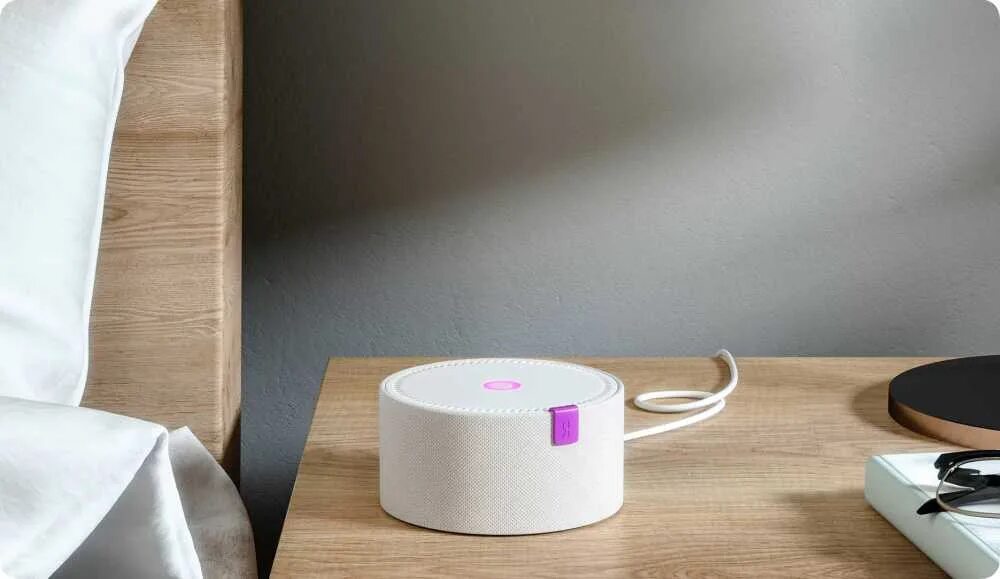 Алиса голосовой помощник колонка мини. Компактная колонка с алисой. Функции алисы мини. Умная колонка с алисой новая станция мини yndx-00021r. Умная колонка алиса большая.