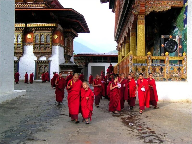 Королевство бутан. Бутан королевство счастливых. Королевство бутан жители. Бутан население.