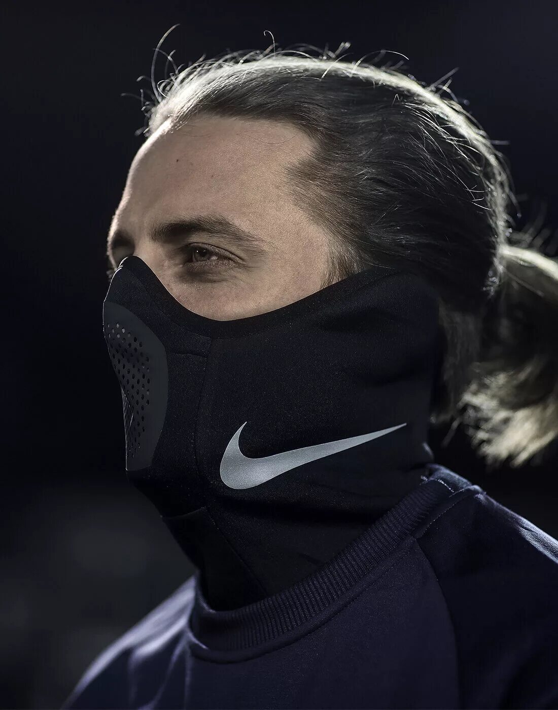 Nike winter warrior snood купить. Nike Strike Snood. Nike Strike Snood Winter. Nike Snood Winter Warrior. Snood Nike Strike Warrior.