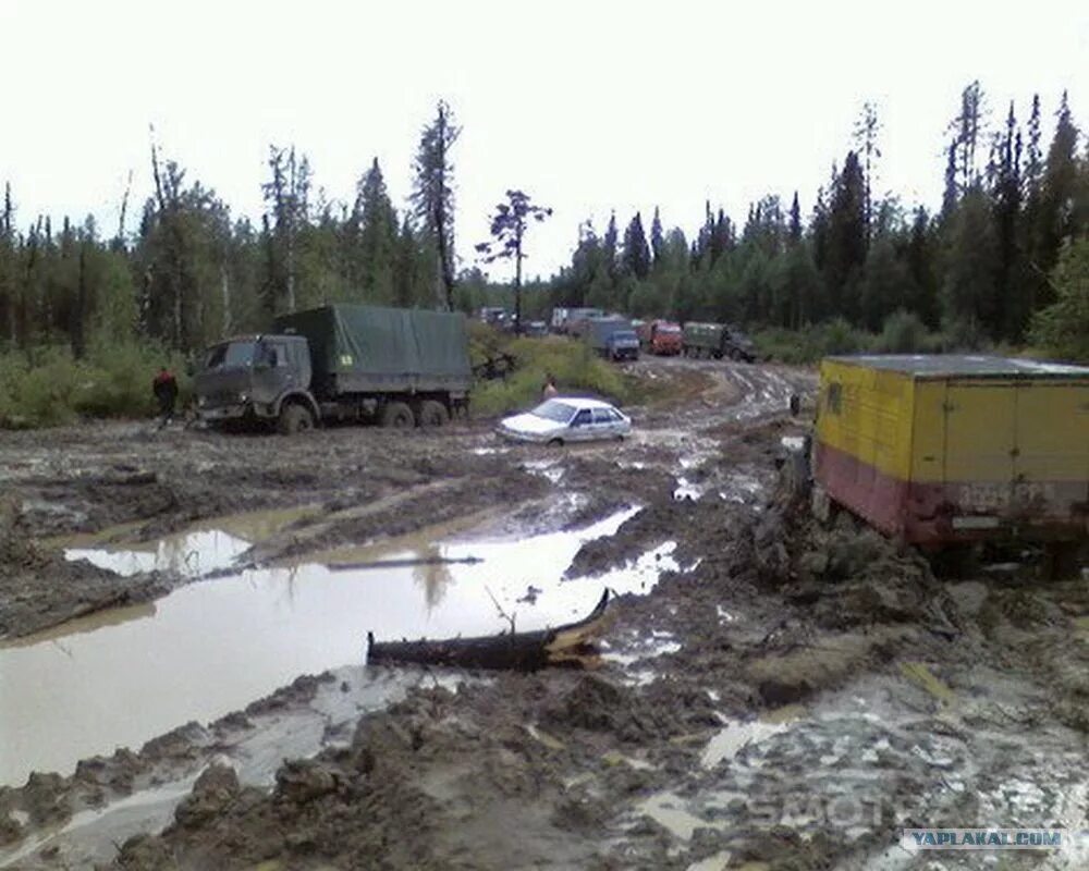 Погода ираель республика. Дорожники в ираель коми. вис малая пера. печора ухта дорога жизни. ираель усть-лыжа на машине.