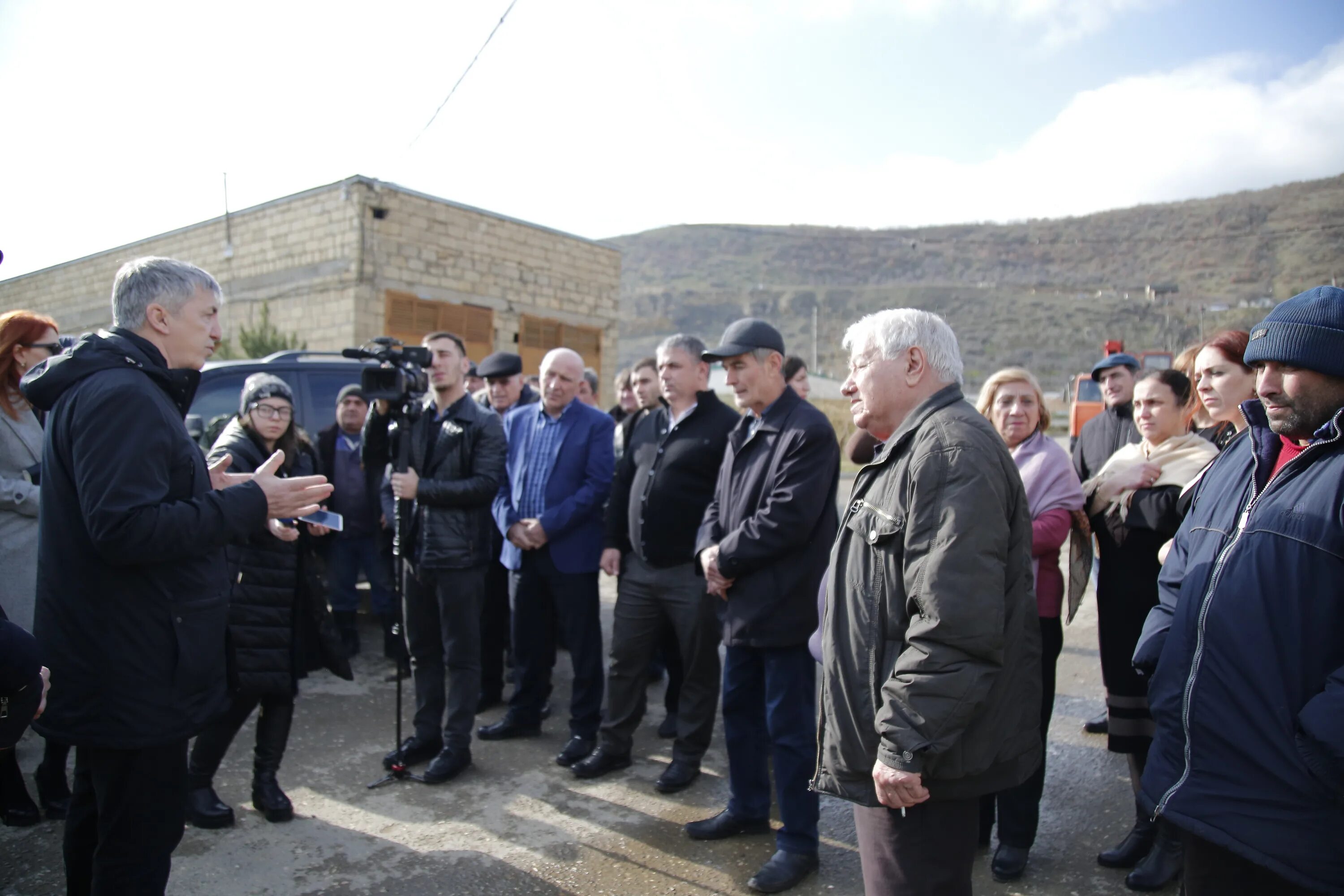 город дербент улица генерала садыкова. исабала исаев дербент. эльдар кадиев дербент. генералы дербента. генералы дербента.