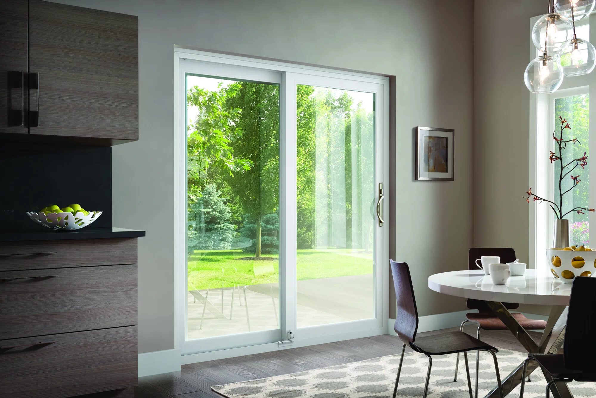 Оконный блок. Окно и дверь в интерьере. Фото окон и дверей в интерьере. Swinging Patio Door. Hinged and Sliding Interior Doors.