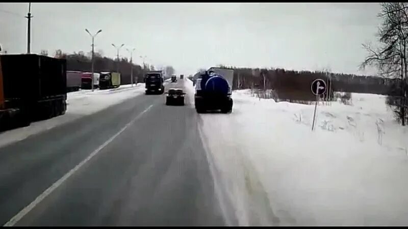 Объезд на дороге. Трасса налево. Тревога тольятти