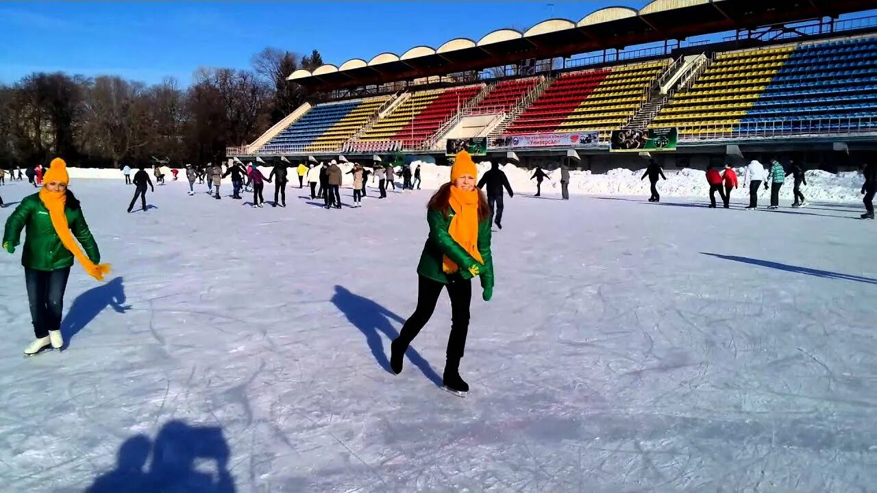 Стадион каток саратов. Каток Динамо Саратов. Стадион Динамо Саратов. Каток Динамо. Каток Динамо Иркутск.