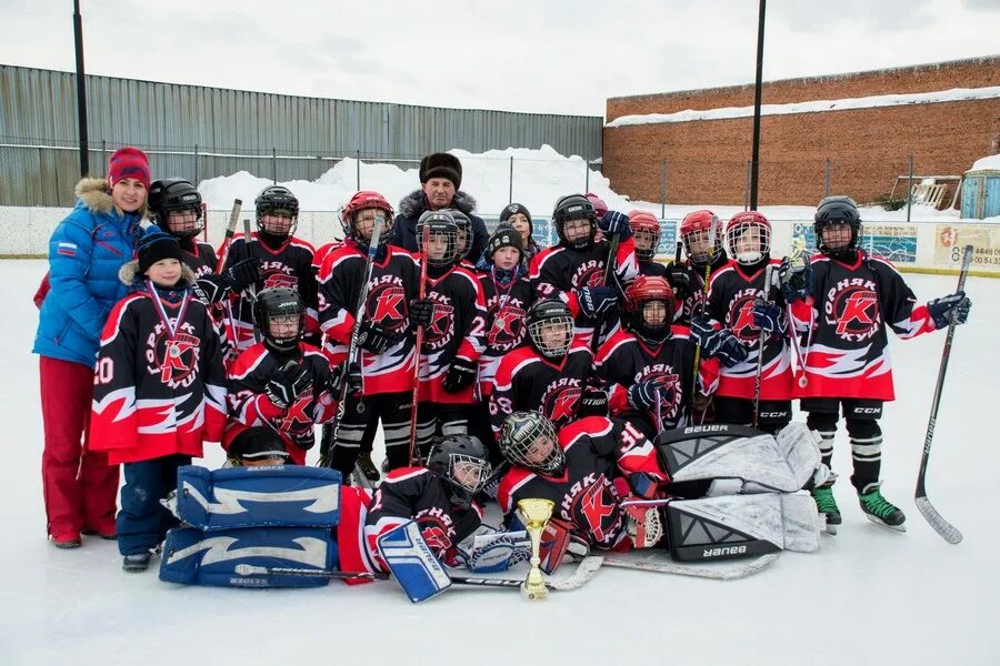 Григорьев виктор александрович хоккеист горняк дальнегорск. Горняк сайт. Горняк сибай. Адмирал металлург нк 2016. Арена горняк учалы.