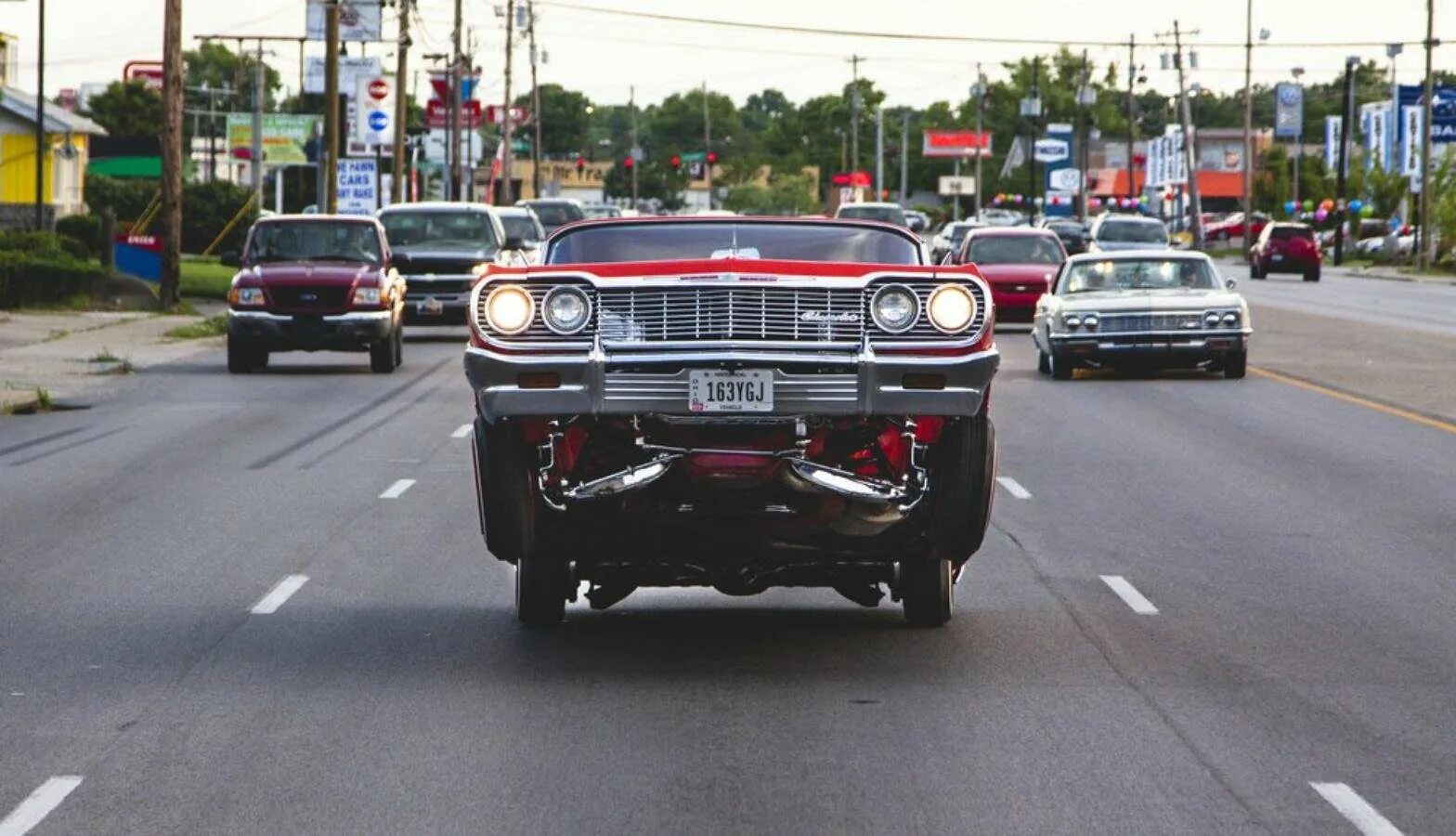 Лоурайдер Лос Анджелес 90. Chevrolet Impala лоурайдер в гетто. Chevrolet Impala 64 Lowrider. Лос Анджелес гетто Лоурайдеры.