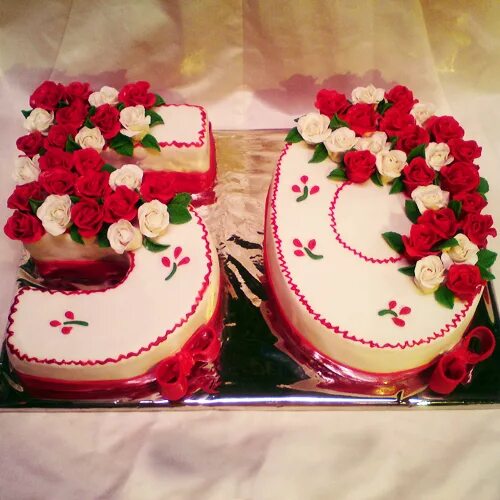 Торт маме 50. Торт на юбилей 50 лет. Украшение торта для мамы. Торт для женщины. Торт маме 50.