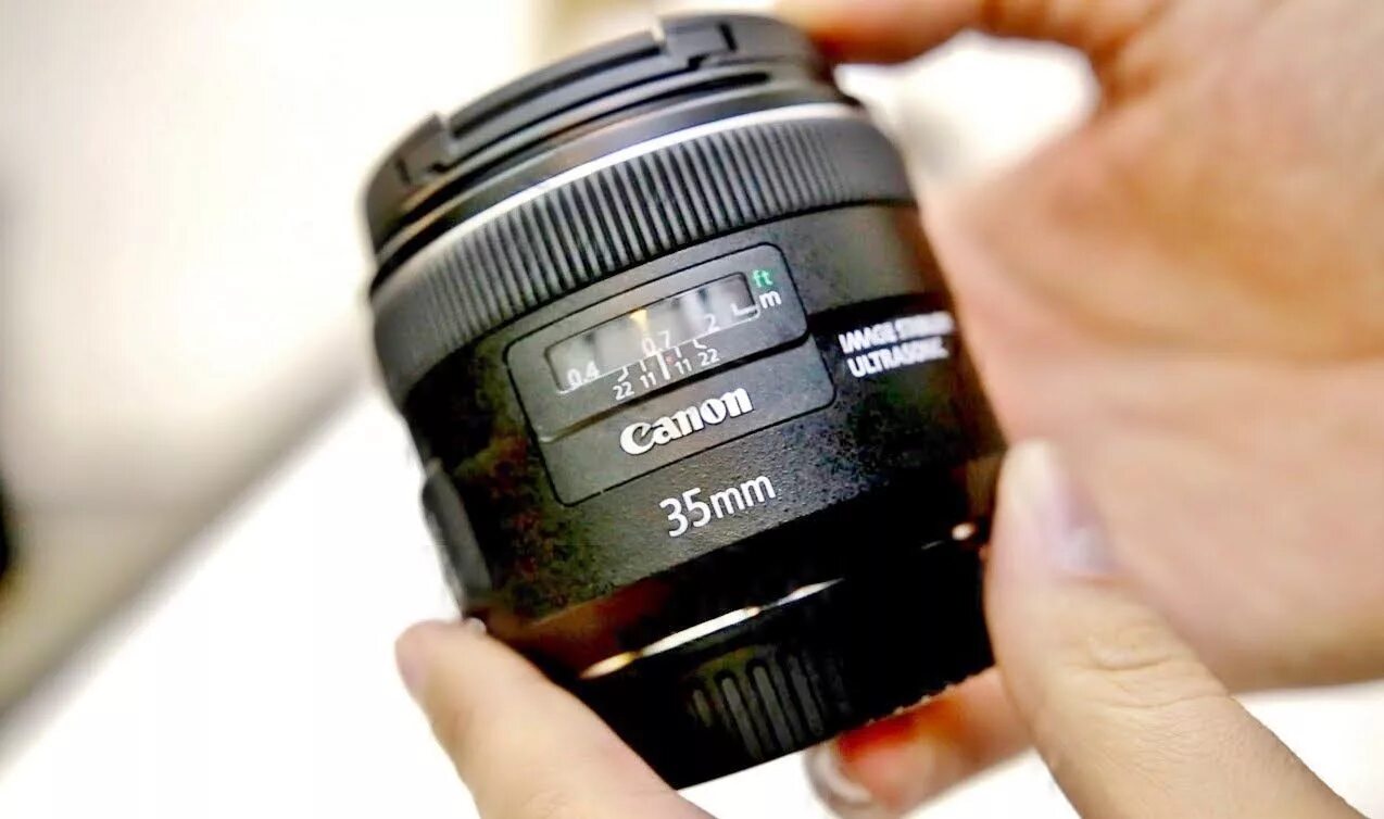 Canon EF 35mm f/2. Canon EF 35mm f/2 is USM. Canon EF 35mm f/2 is USM Lens. Canon EF 35mm f 1.2 USM. 1 2.0 объектив