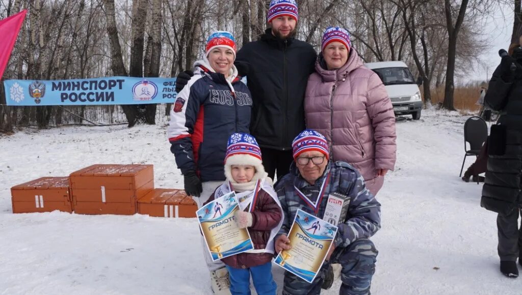 Усть-Абакан Хакасия. Усть Абаканский остров. Усть Абакан население. Поселок Усть Абакан а Усть Абакан. Погода усть абакан на 10 дней