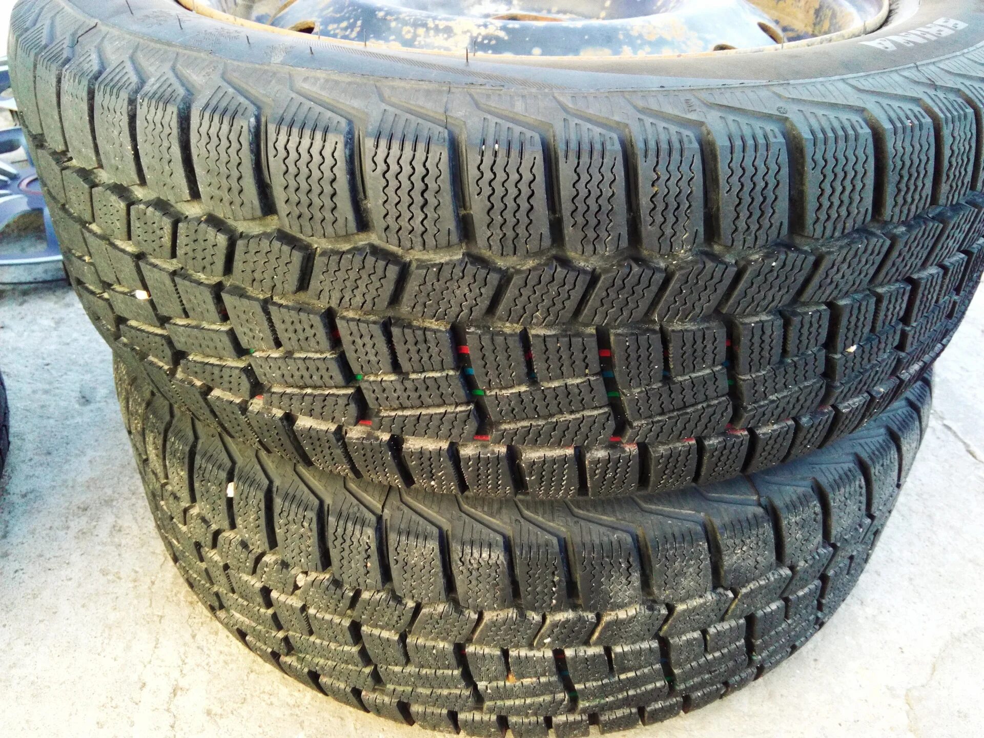 Viatti brina липучка. Gislaved soft frost 200 suv. Viatti brina v-521 195/60r15 88т (нжкм) 3150012. 215/55/17 зима. Виатти 521 липучка.