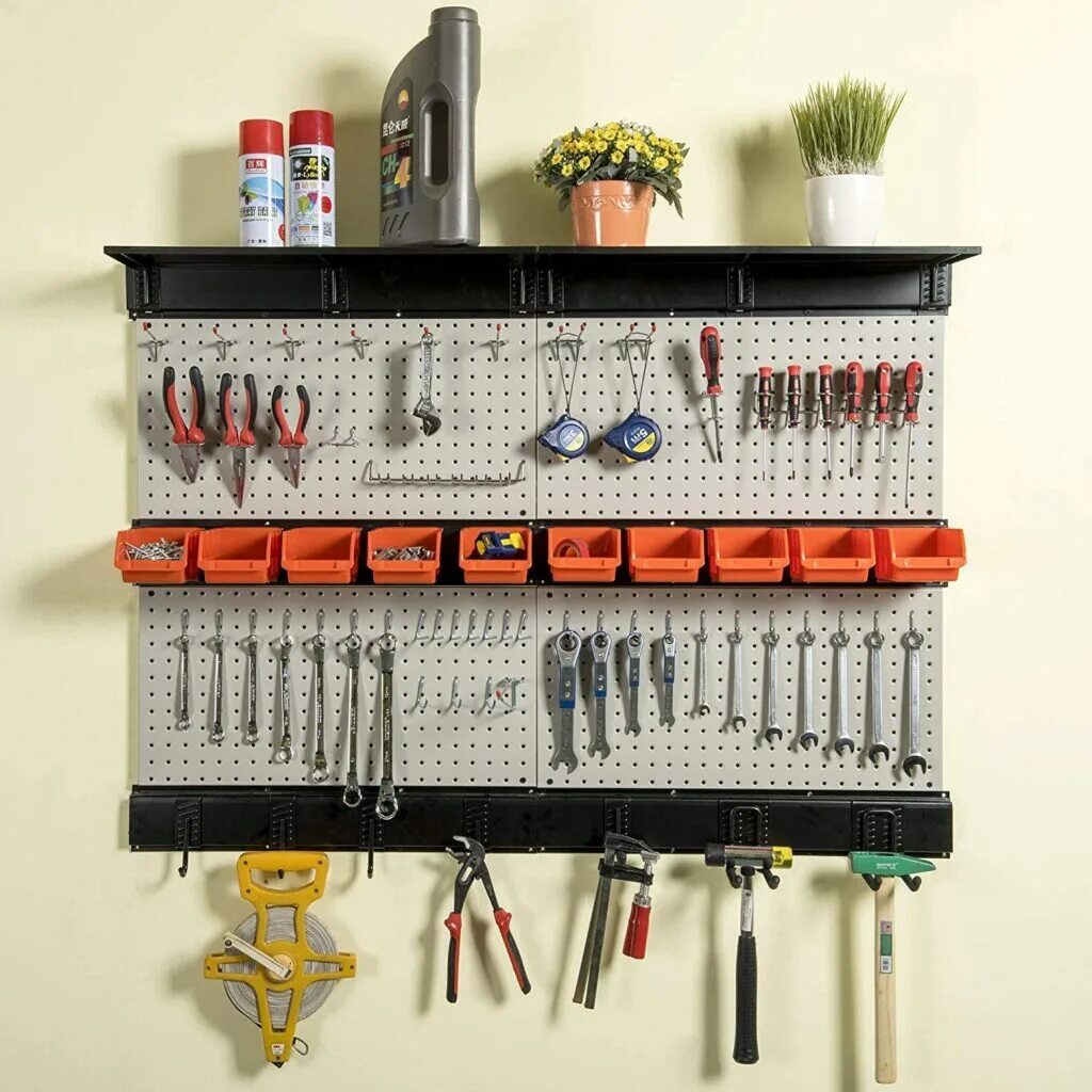 Полки для хранения инструмента. Ящик с инструментами в мастерской. Шкаф для инструментов деревянный. Органайзер для инструмента в гараже. Перфопанель для инструмента 2000х1000.