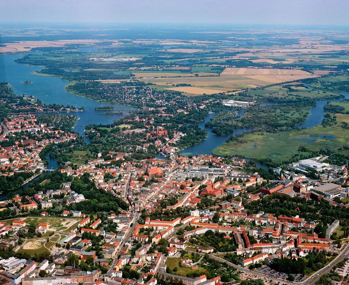 Бранденбург на хафеле германия. Бранденбург ан дер хафель. Бранденбург ландшафт. Бранденбург ан дер хафель. Город коттбус.