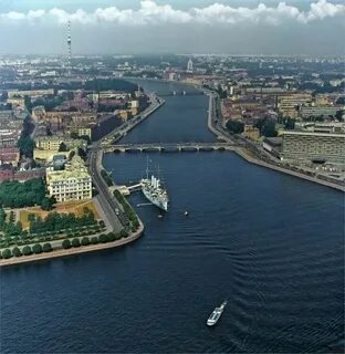 Река на которой построен город санкт петербург