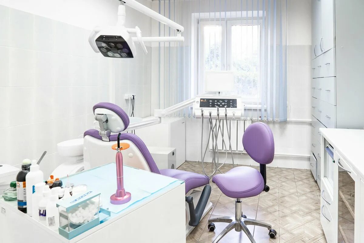 Мраморный пол в интерьере. Поликлиника 1 видное ольховая 11. Клиника президент видное. Стоматология президент видное. Медок завидная 4.