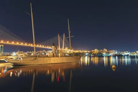 Красный владивосток