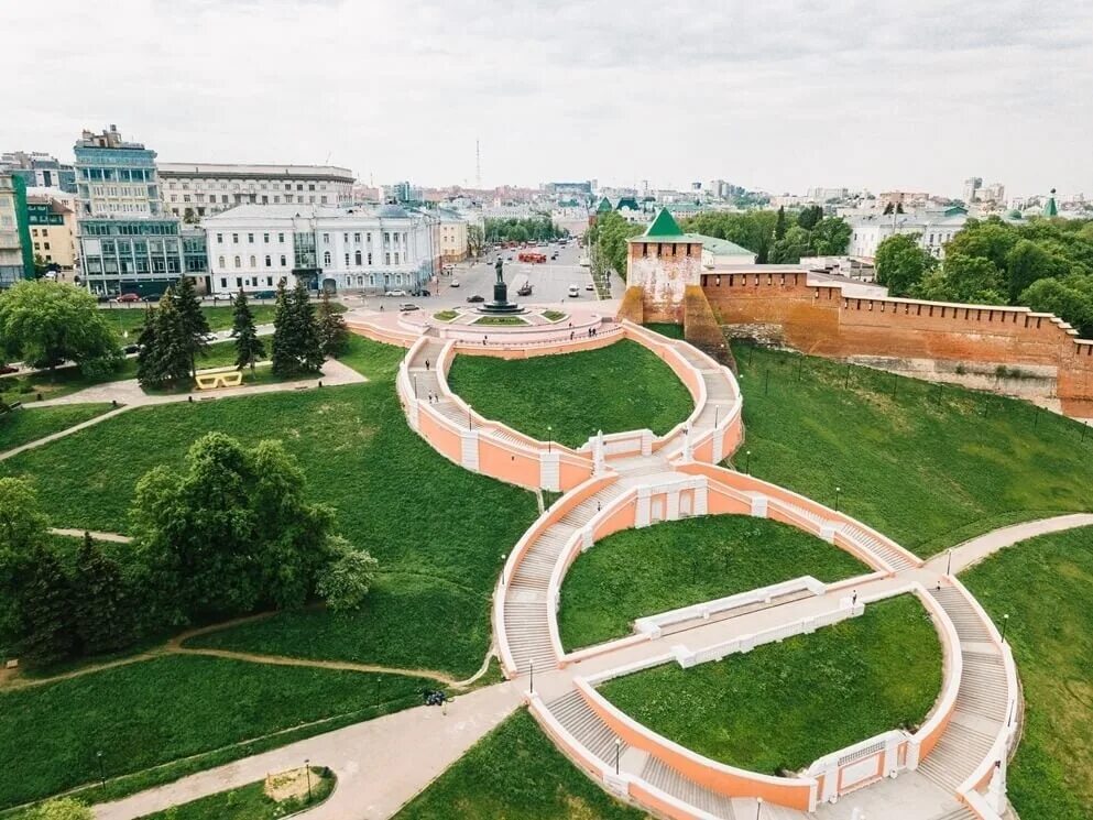 Сколько ступеней в нижнем новгороде. Нижегородский Кремль Чкаловская лестница. Чкаловская лестница Нижний Новгород. Чкаловская лестница Нижний Новгород Нижний Новгород 800. Чкаловская лестница 2023.