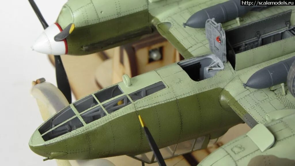 Пе 2 1 48. Пе-2 звезда 1/48. Пе-2 звезда 1/48. Пе 2 модель 1/48. Модель самолета пе-2.